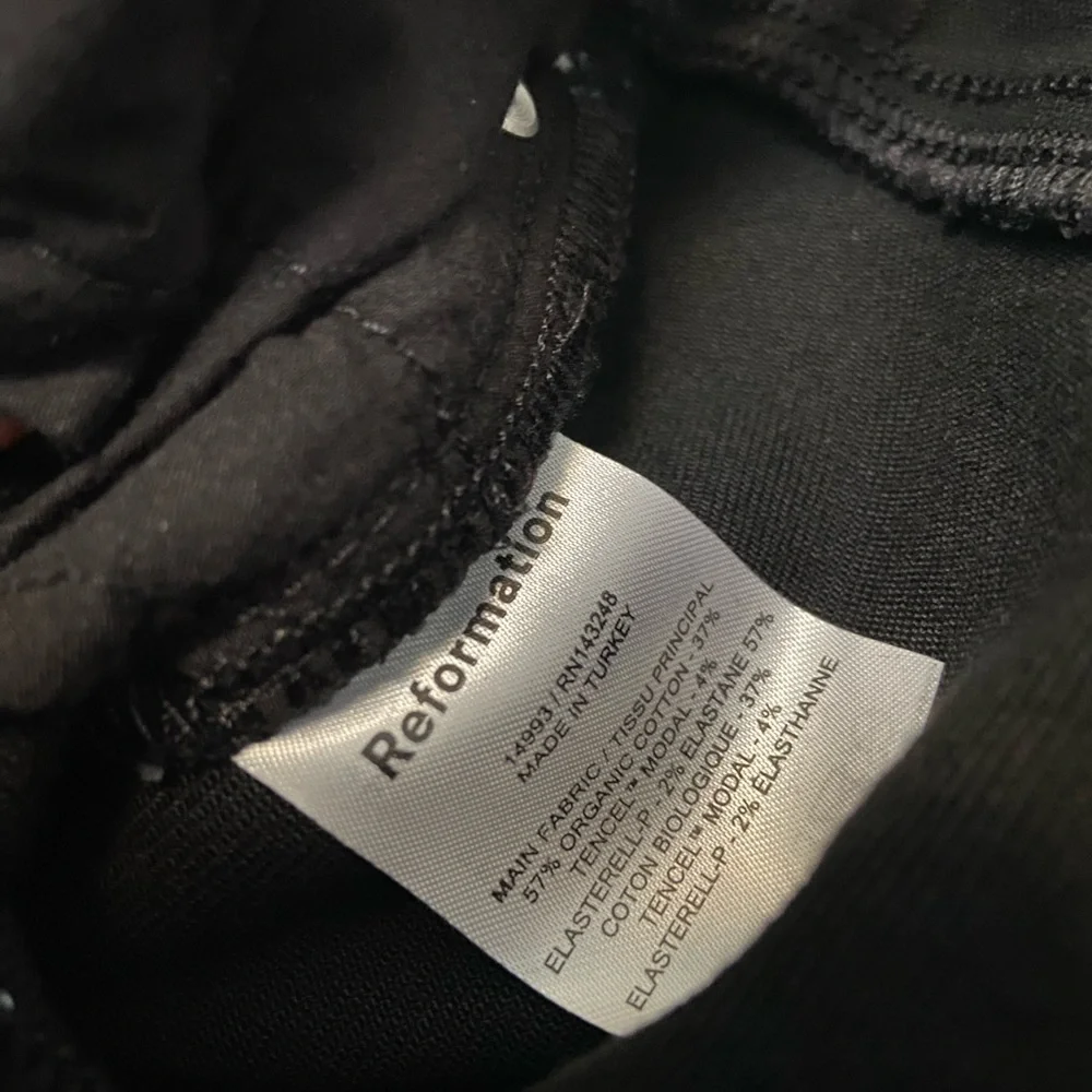 NWT Reformation Harper mid rise skinny jeans in black